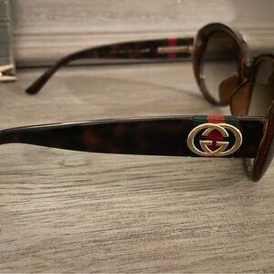 Gucci sunglasses